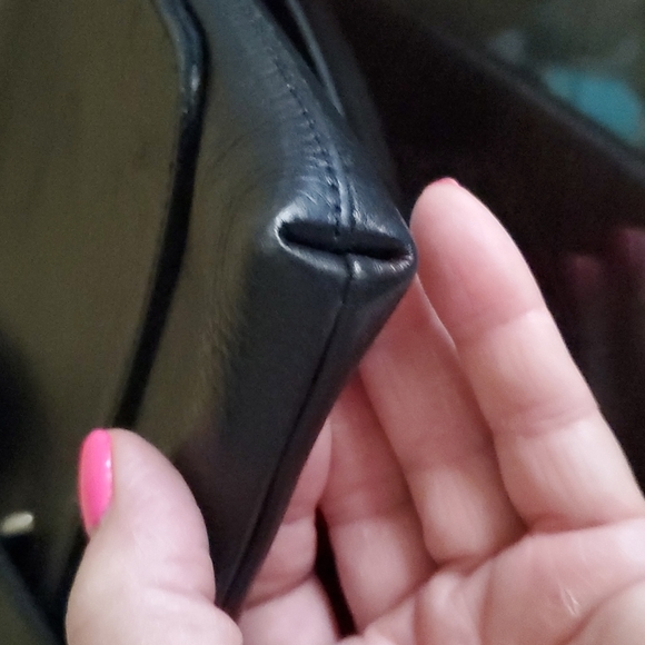 Madewell Clutch in GUC with magnetic security - Picture 7 of 8